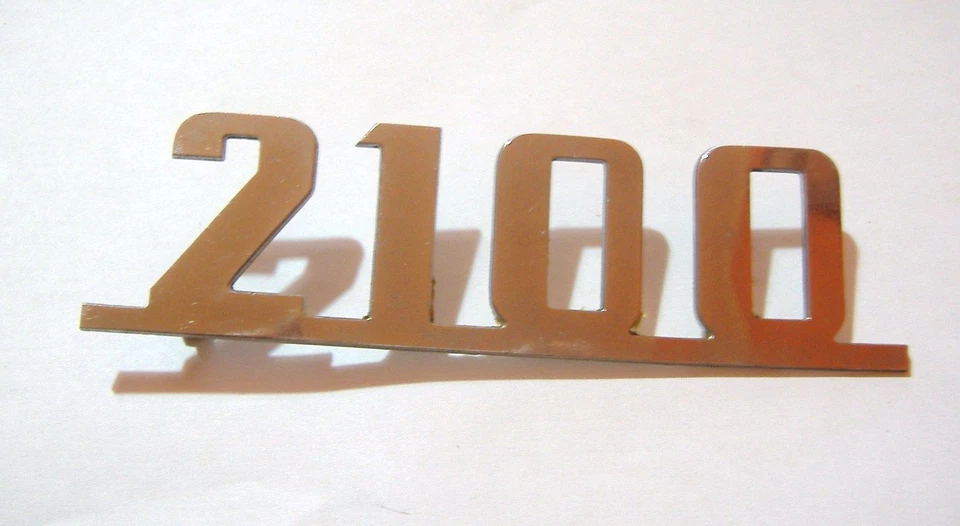 FIAT 2100/ SCRITTA POSTERIORE/ REAR NAMEPLATE Foto 1 de 1