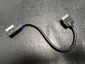 Audi Volkswagen Mercedes iPhone/iPod 30-Pin Cable 4F0 051 510K - Picture 1 of 5