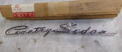 Табличка с именем, крепления «Country Sedan» на задней двери, универсал Ford 1962 года выпуска, новые из старых запасов - Изображение 1 из 4