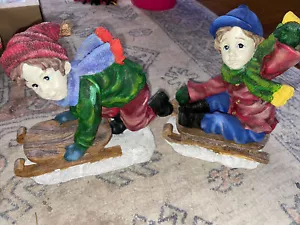 Today's Children "Boy Sled Riding" from Lot Of 2 Figures Rare - Foto 1 di 8