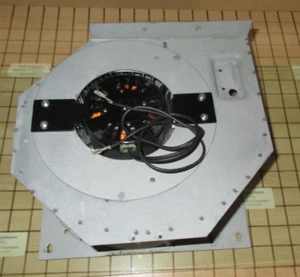 Thermador Fan Assembly 14-31-885, 488740, 14-39-319, 14-34-893 - Picture 1 of 3