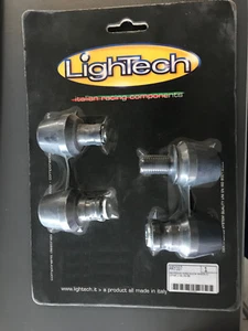 Protezioni perno ruota ant. e post Lightech NUOVI X Yamaha R1 '07/'14-R6 '06/'16 - Foto 1 di 1