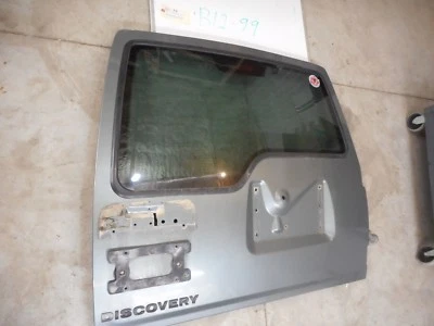 2004 LAND ROVER DISCOVERY II REAR CARGO HATCH DOOR - Image 1 of 4
