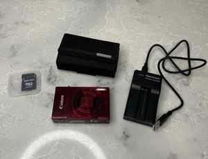 Canon PowerShot ELPH 520 HS 10.1MP Digital Camera Bundle Red - Picture 1 of 17