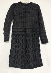 Aran Craft Damen Merinowolle Pullover Kleid Zopfmuster Midi grau/schwarz Gr. Small - Bild 1 von 11