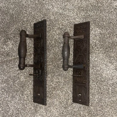 Antique 12 in. Cast Iron Thumb Latch Aesthetic Door Pull - Image 1 of 4