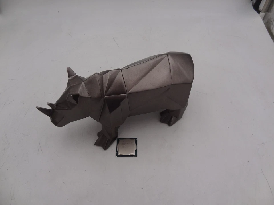 Intel SR3YD Pentium Gold G5500 4M Cache, 3.80 GHz Processor - Image 1 of 1