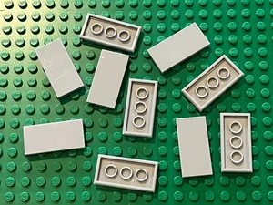 10 x LEGO Light Bluish Gray - MdStone tile 2x4 ref 87079 / Star wars.... - Picture 1 of 1
