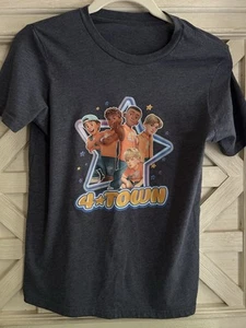 4 Town Youth XL T-shirt From Pixar Turning Red Movie - Picture 1 of 3