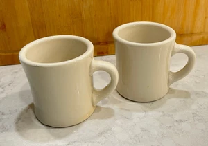 Victor USA Kaffeetassen/Tassen schwer Diner Restaurant Geschirr creme 2er Set Vintage  - Bild 1 von 7