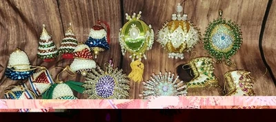 Lote de 15 adornos retro hechos a mano con cuentas de lentejuelas para árbol de Navidad Foto 1 de 4