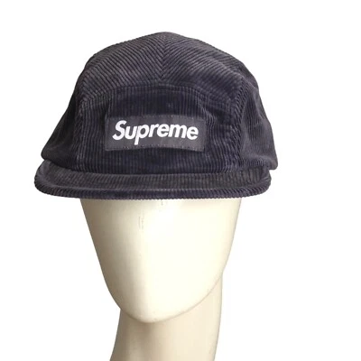 SUPREME- Boné de veludo roxo, tamanho único - Imagem 1 de 4