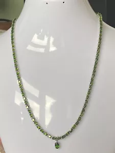 Stunning Rare! 19.94ct Russion Diopside Silver Necklace. 18in - Picture 1 of 12