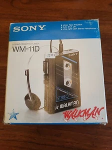 Ultra Raro 1979 Sony Walkman Wm-11d Estero Cassette Reproductor Nuevo en Caja - Imagen 1 de 12