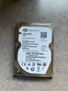 Seagate ST1000LM014 1 TB 2.5" SATA III Hybrid Laptop SSHD - Bild 1 von 2