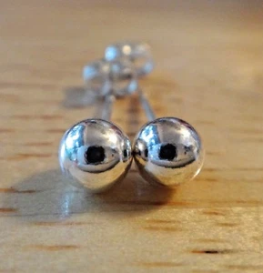7 mm Sterling Silver Round Ball Stud Studs Posts Earrings! - Picture 1 of 3