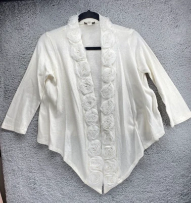 Cárdigan abierto beige by Eci para mujer talla S blanco con apliques florales con 2 manchas Foto 1 de 4