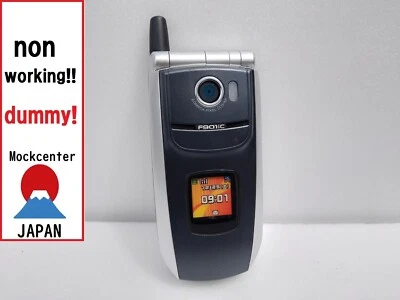 【¡Ficticio!】 Fujitsu F901iC (color negro) docomo-japón teléfono celular no funciona Foto 1 de 3