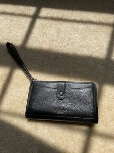 NWT Kate Spade Jackson Medium Universal Phone Wristlet - Black