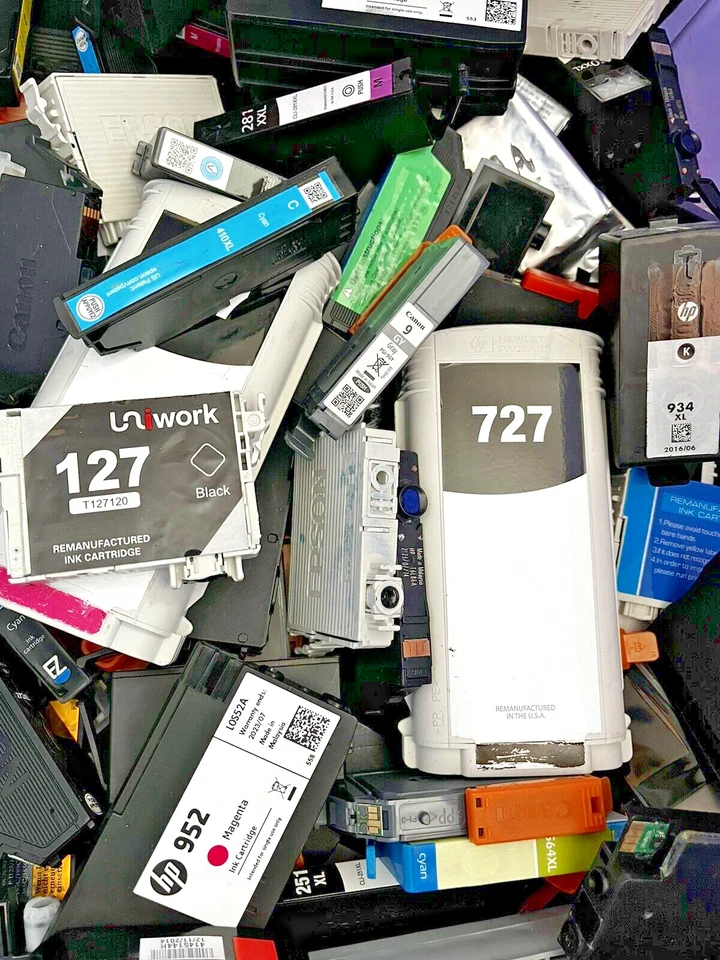 Lot of 100 Empty Ink Cartridges STAPLES / OFFICE DEPOT / MAX REWARDS MIXED $200 - Image 1 of 1