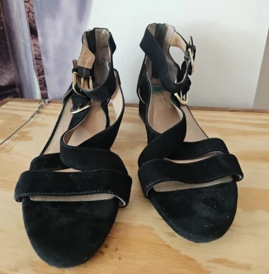 Босоножки BETTYE MULLER Concept черные замшевые классические на блочном каблуке размер 12 YJ01 - Изображение 1 из 4