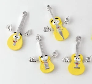 12 PZ Chitarra violino mandolino emoji Emoticon Calamita magnete resina 09LO - Foto 1 di 1