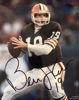 Foto a color firmada por Bernie Kosar de 8x10 con certificado de autenticidad y boleto de firma Foto 1 de 3