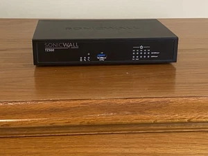 Sonicwall TZ300 (Not Tested and No Power Supply) - Zdjęcie 1 z 5