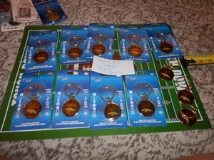 Denver Broncos Schlüsselanhänger 12 Stück Neu Vintage NFL 1998 Super Bowl XXXIII - Bild 1 von 18