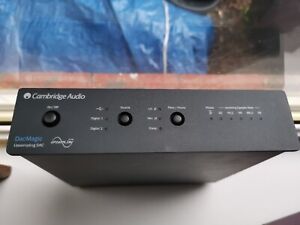 Cambridge Audio Azur DacMagic  Upsampling DAC With Russ Andrews AC-12 powerpak