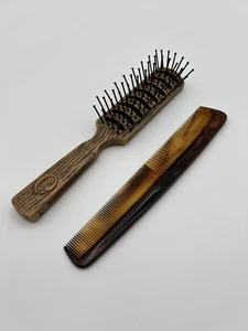 Vintage Goody belüftete braune Holzimitat Kugelspitze Haarbürste + brauner Kamm - Bild 1 von 3