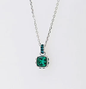 NEW w Gift Box SWAROVSKI Green Crystal May Birthstone Pendant Necklace 5651793 - Picture 1 of 5