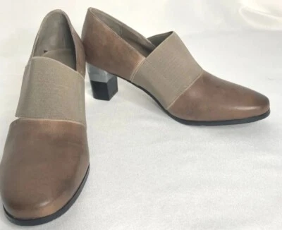 New Antelope 569 Brown Cutout Brown Bootie Stacked Heel Women's Size 9-9.5US  - Image 1 of 4