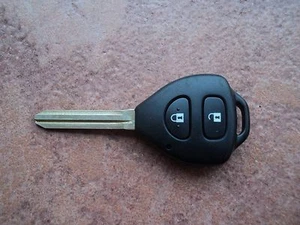 TOYOTA COROLLA HIACE RAV4 2006-2011 Refurbished 2 Button Remote Immobilizer KEY - Picture 1 of 1