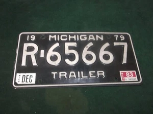 Vintage Used 1979-1983 Michigan License Plate R-65667 - GO149 - Picture 1 of 3