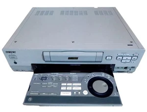 Sony DSR-30P High-End DVCAM / DV / miniDV Recorder - Bild 1 von 13