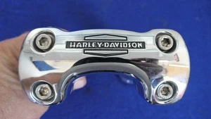 Genuine Harley Softail Deluxe FLSTN Slim Handlebar Chrome 4" Risers Clamp 05-17 - Picture 1 of 7