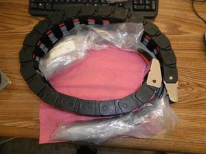 Igus Modell: 25.4.100 Kabel Einheit/Readychain. Neu aus Altem Lagerbestand < - Picture 1 of 2