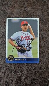 1999 Just Memorabilia Bruce Chen rookie #68 - Atlanta Braves - Autographed!