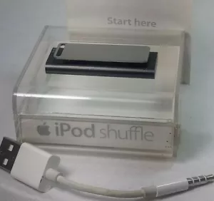 Vintage Apple iPod shuffle 3rd Generation Black (4 GB) - Picture 1 of 12
