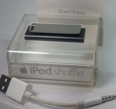 Vintage Apple iPod shuffle 3rd Generation Black (4 GB) - Image 1 of 4