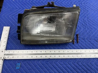 Conjunto de lámpara de faro izquierdo Isuzu Trooper LH 1998-2002 OEM #936EM Foto 1 de 4