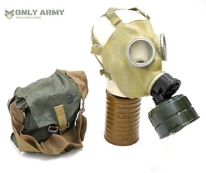 Polish Army MC1 / MC2 Gas Mask Set Original Military Surplus - Picture 1 of 5