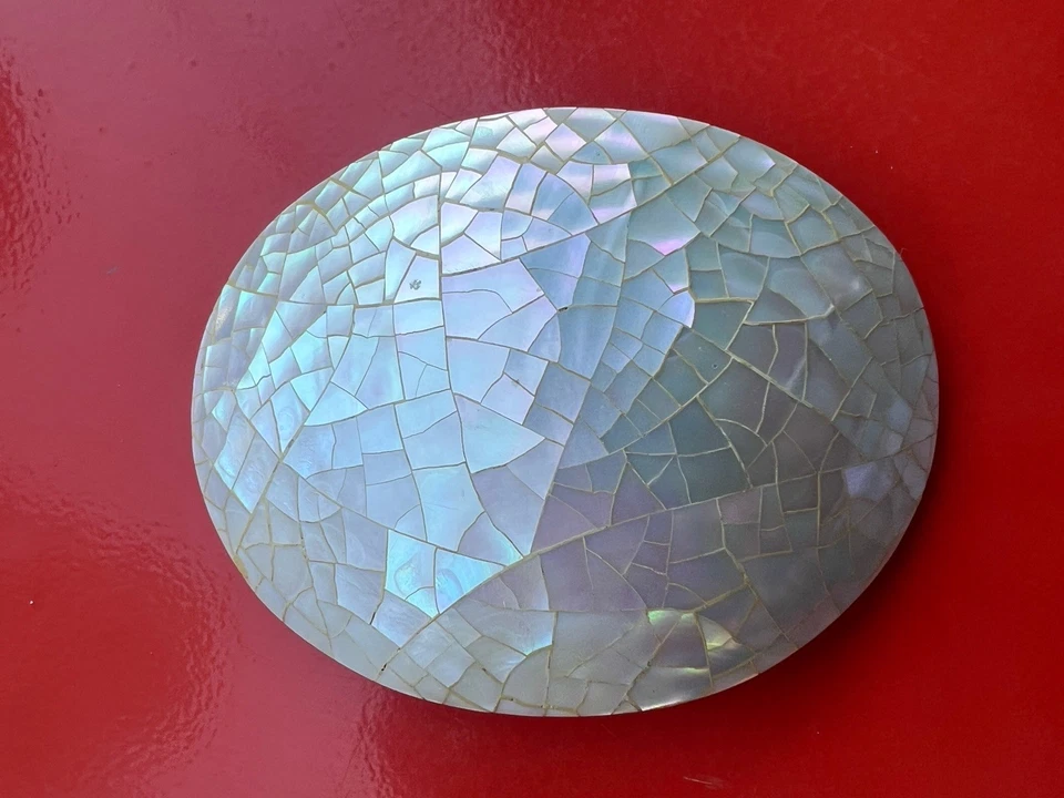 Hebilla de cinturón vintage con carcasa de abulón ovalada redonda parte posterior de madera Foto 1 de 3