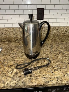 Vintage Farberware Percolator Superfast 142B Coffee Maker 12 Cup Electric TESTED - Picture 1 of 7