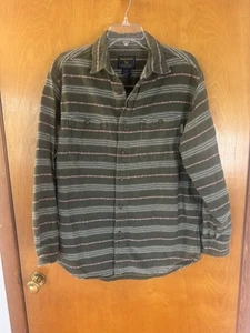 Woolrich Vintage Mens Button Down Shirt Olive Green Embroidered SZ L - Picture 1 of 10