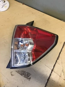 2009-2013 Subaru Forester Right Passenger Rh Side Tail Light Oem R5623 DW - Picture 1 of 2