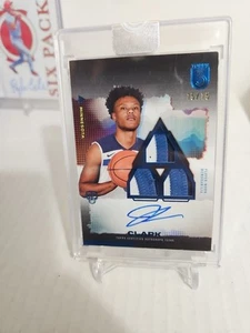 2024 Topps 3 Jaylen Clark RPA Rookie 3-Patch Vertical Auto 15/15 Factory Sealed - Picture 1 of 3