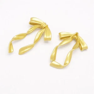 1 Stück Farbe-Lasting Gold Bowknot Charms Kupfer zum Selbermachen Anhänger Schmuck 29x20mm - Bild 1 von 5