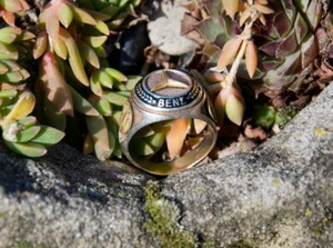 NICE VINTAGE ENAMEL AUTOMOBILE CAR MEN'S RING # MERCEDES BENZ 925 STERLING - Picture 1 of 2